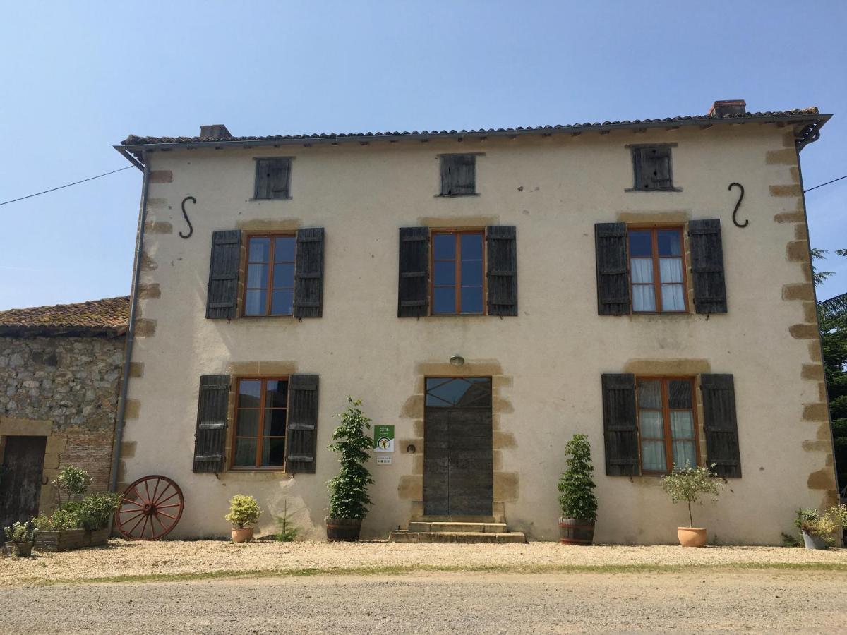 "La Maison De Villars" Au Coeur De La Nature Pressac Luaran gambar