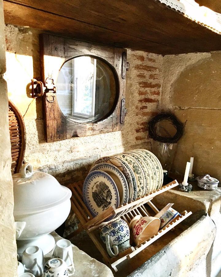 "La Maison De Villars" Au Coeur De La Nature Pressac Luaran gambar